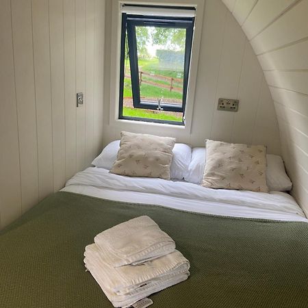 Kildare Countryside Pods Vila Exterior foto