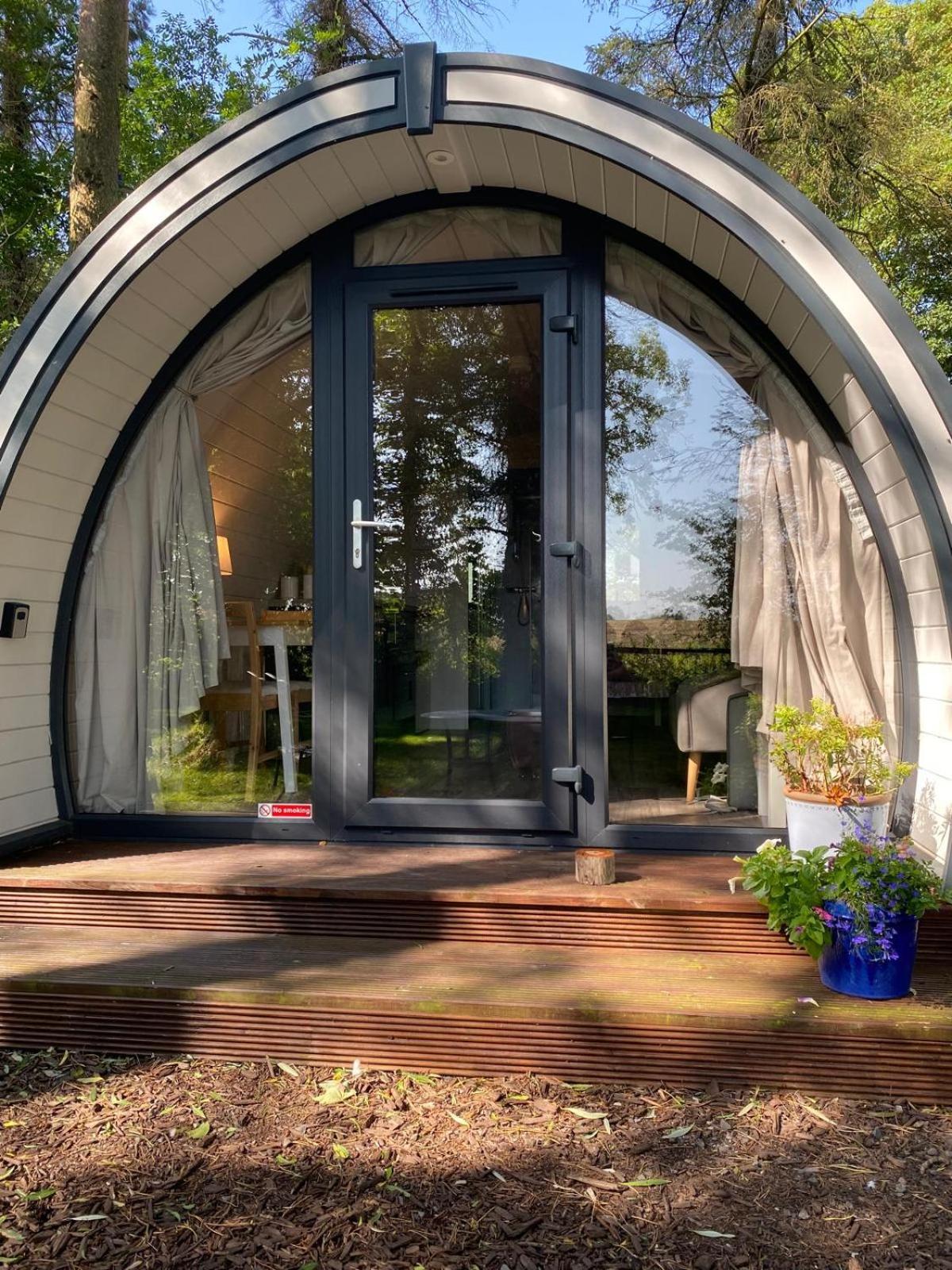 Kildare Countryside Pods Vila Exterior foto