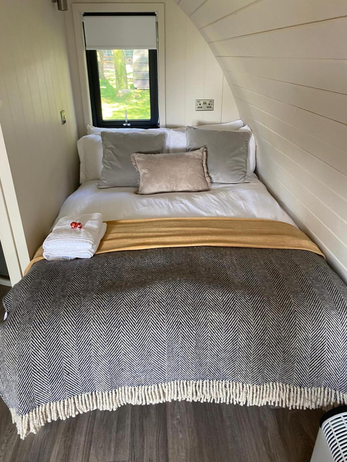 Kildare Countryside Pods Vila Exterior foto
